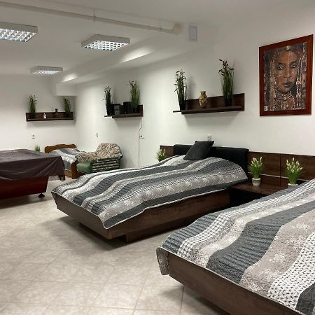 Budapest Wigwam 140 M2 Buitenkant foto