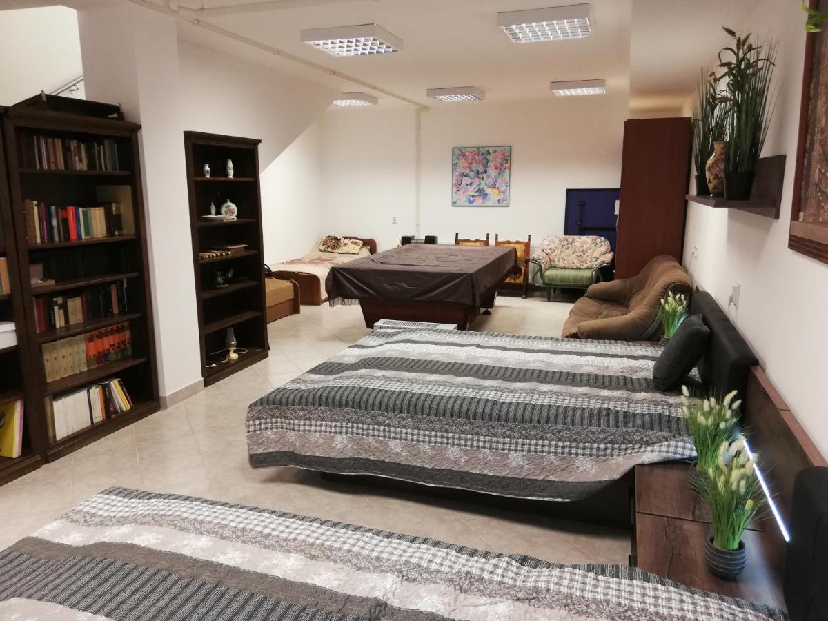 Budapest Wigwam 140 M2 Buitenkant foto