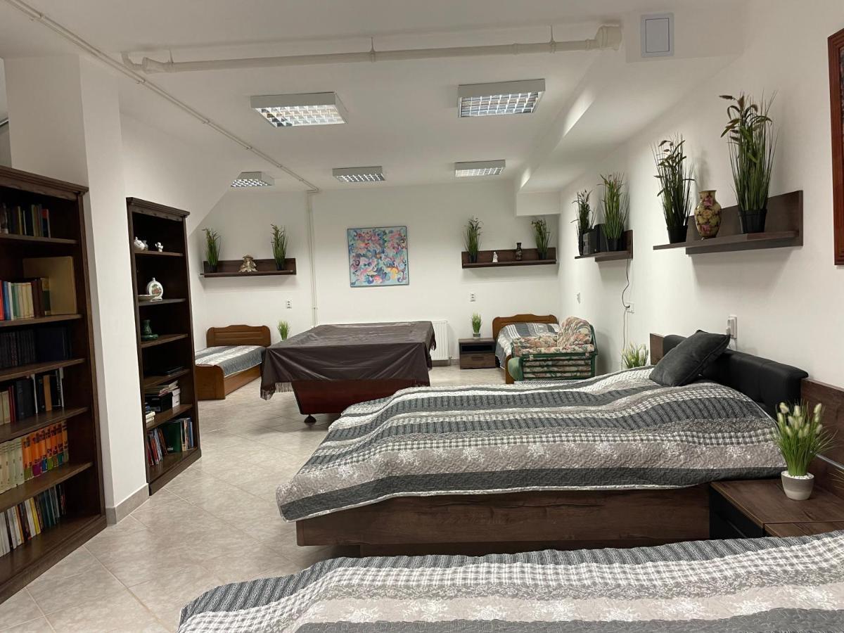 Budapest Wigwam 140 M2 Buitenkant foto